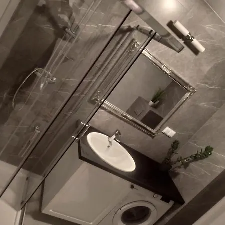 Loftowy Wypoczynek Goldair Apartment Poznan